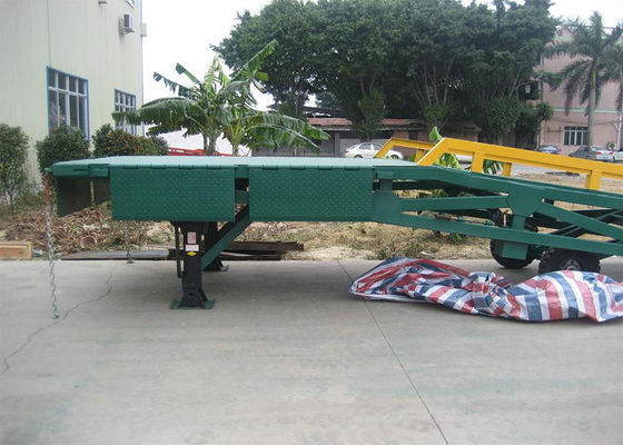 Three Side Ramp Q235B Three Side 10 Tons Mobile Dock Ramp For Container Loading